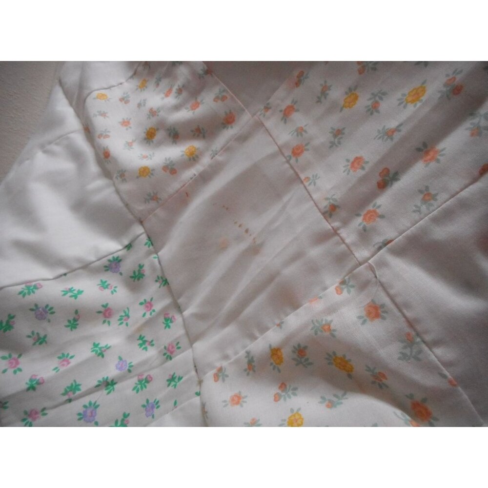Floral patchwork Quilt top Quilted square Estate find  80 x 40 " - Picture 8 of 9